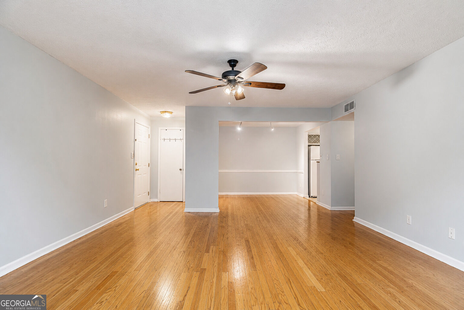5143 Roswell Road, Unit 43 Sandy Springs, GA 30342 - Photo 6 of 28 Gallery Image 6