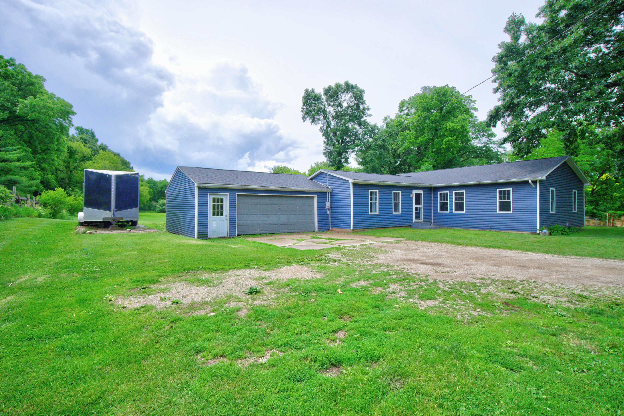 8959 Gordon Road Parma, MI 49269 - Photo 3 of 47 5_8959 gordon rd parma mi - 0008