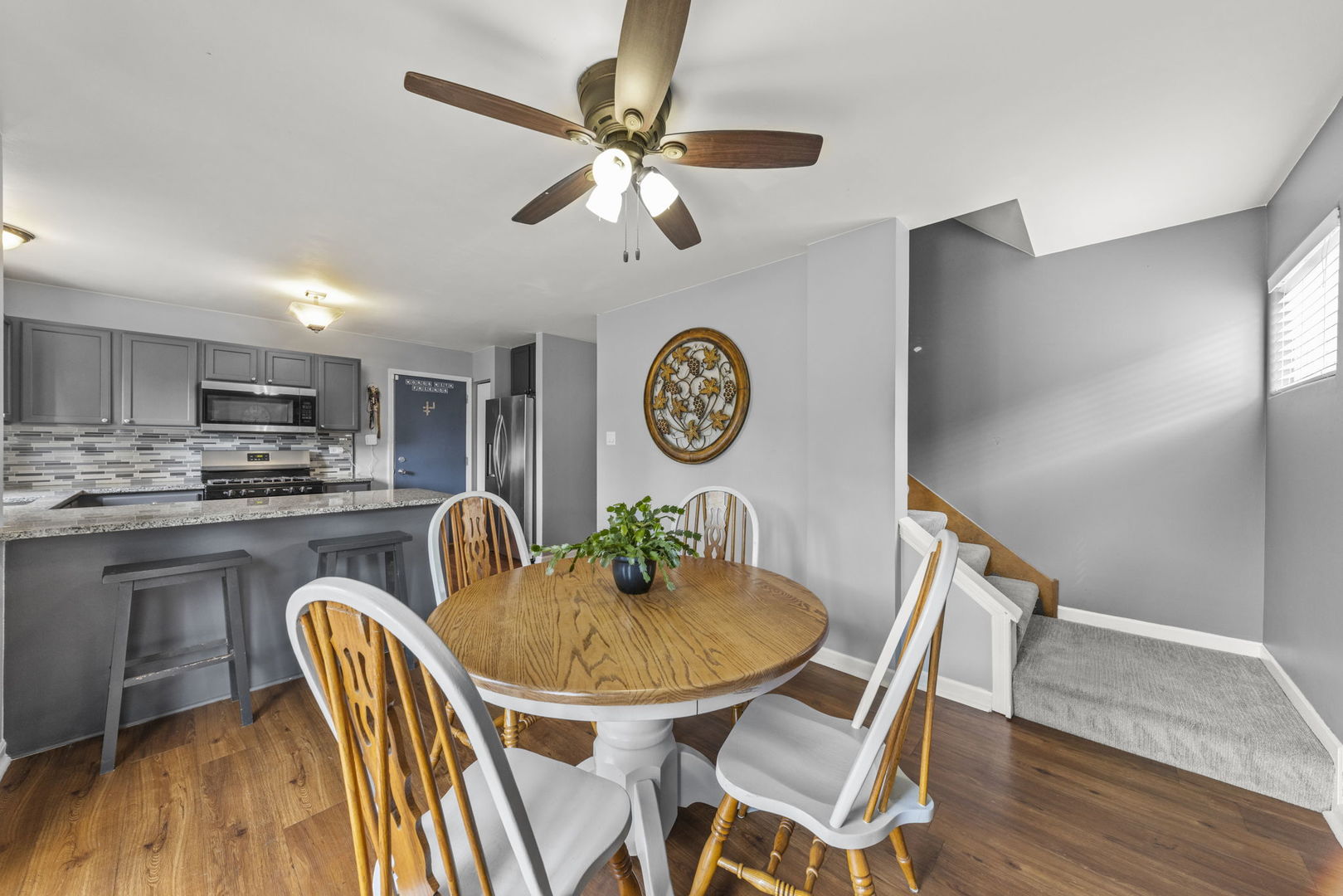 1009 Addleman Street Joliet, IL 60431 - Photo 6 of 38