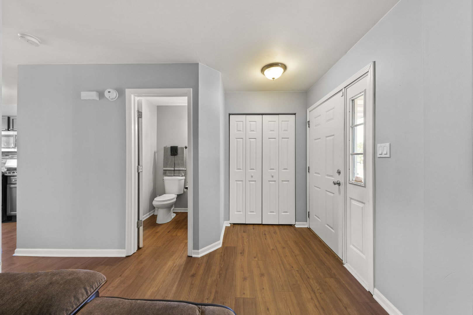 1009 Addleman Street Joliet, IL 60431 - Photo 7 of 38