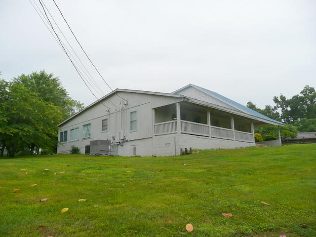 213 Lees Chapel Road Sweetwater, TN 37874 - Photo 4 of 25 04-P1030564