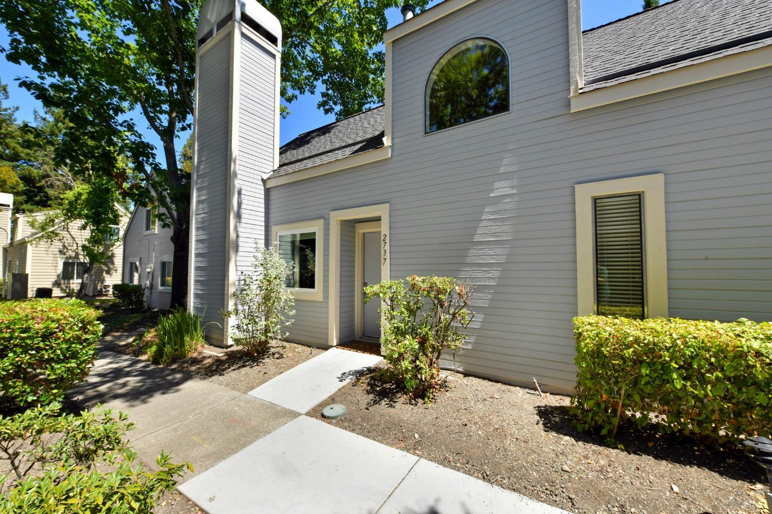 2737 Lakeview St. Santa Rosa, CA 95405