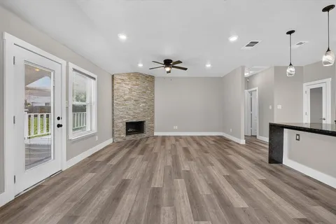 $315,000 | 716 River Hill Lane, Fort Worth, TX 76114