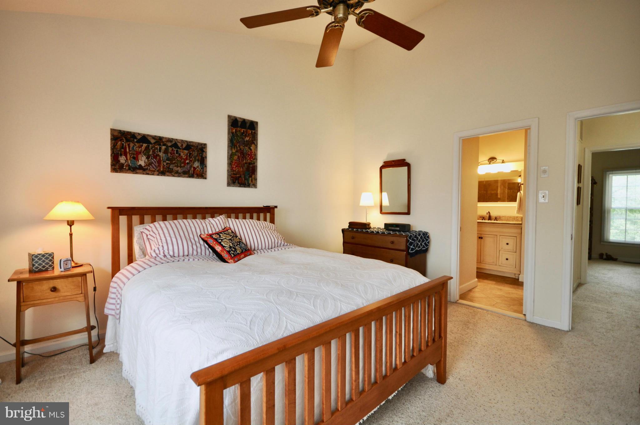 2822 Elliott Street Baltimore, MD 21224 - Photo 15 of 30 Vaulted Ceiling