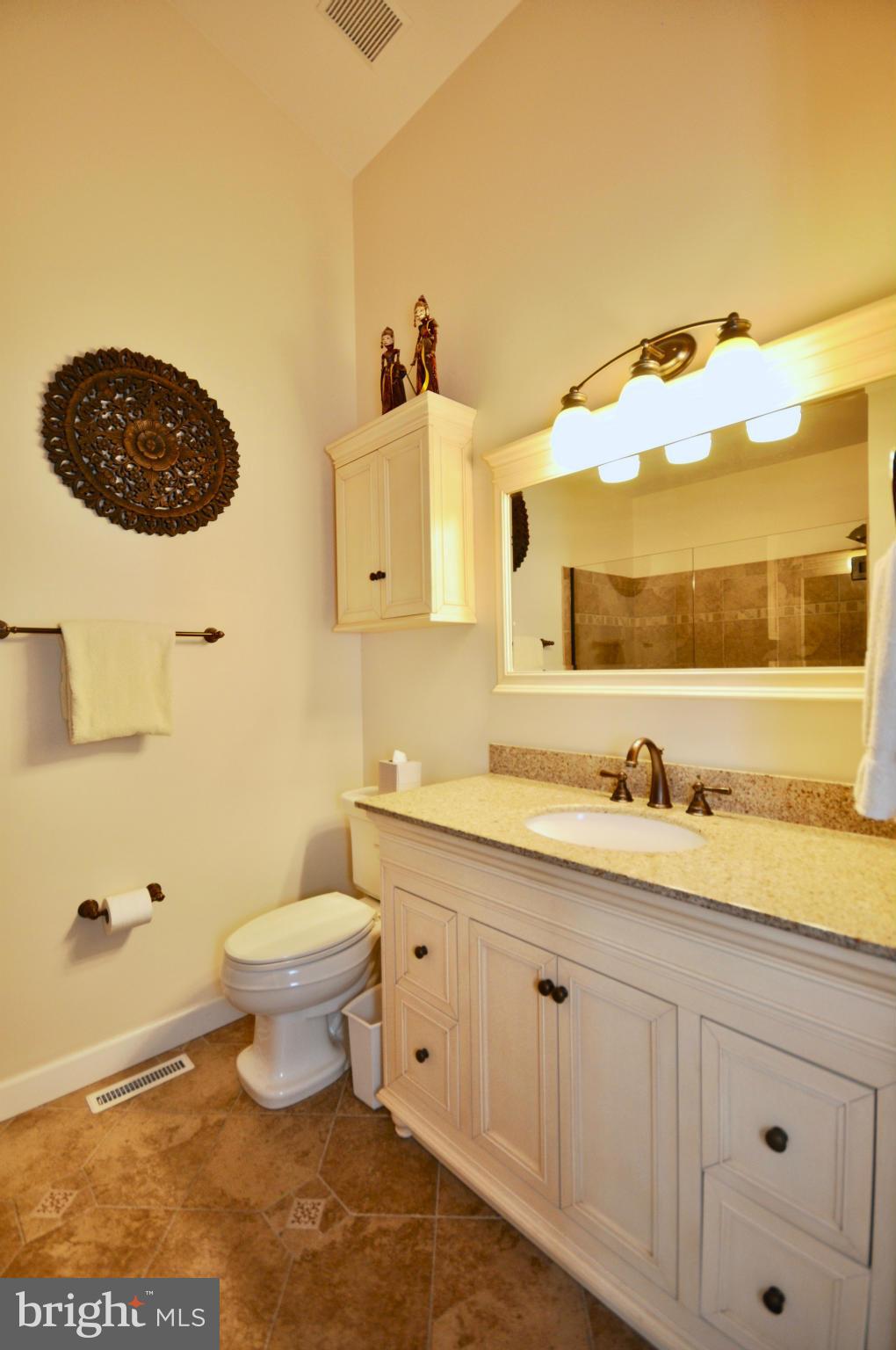 2822 Elliott Street Baltimore, MD 21224 - Photo 17 of 30 Completed Renovated with New Tile and Fixtures