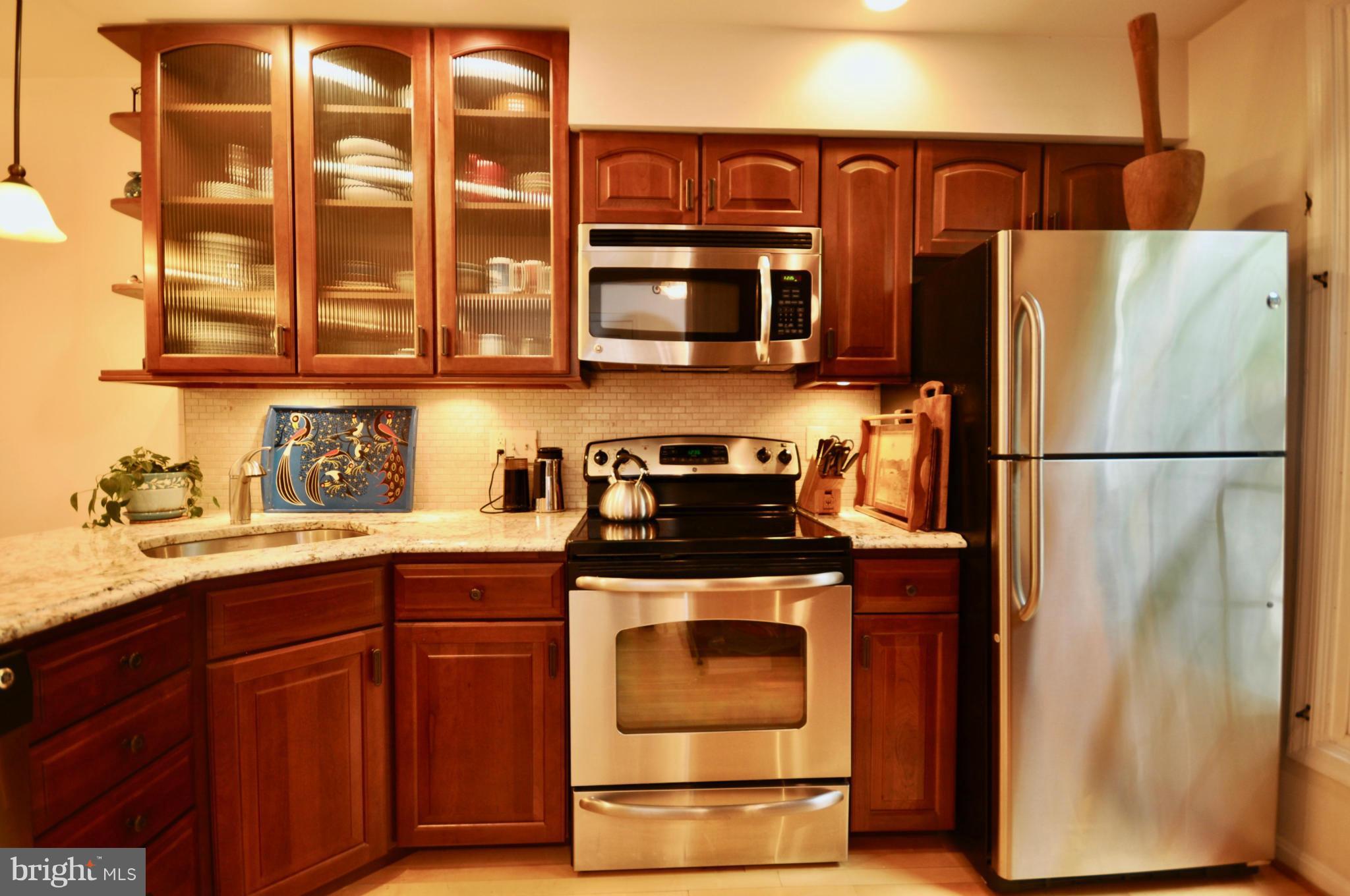 2822 Elliott Street Baltimore, MD 21224 - Photo 3 of 30 Beautifully Remodeled Kitchen