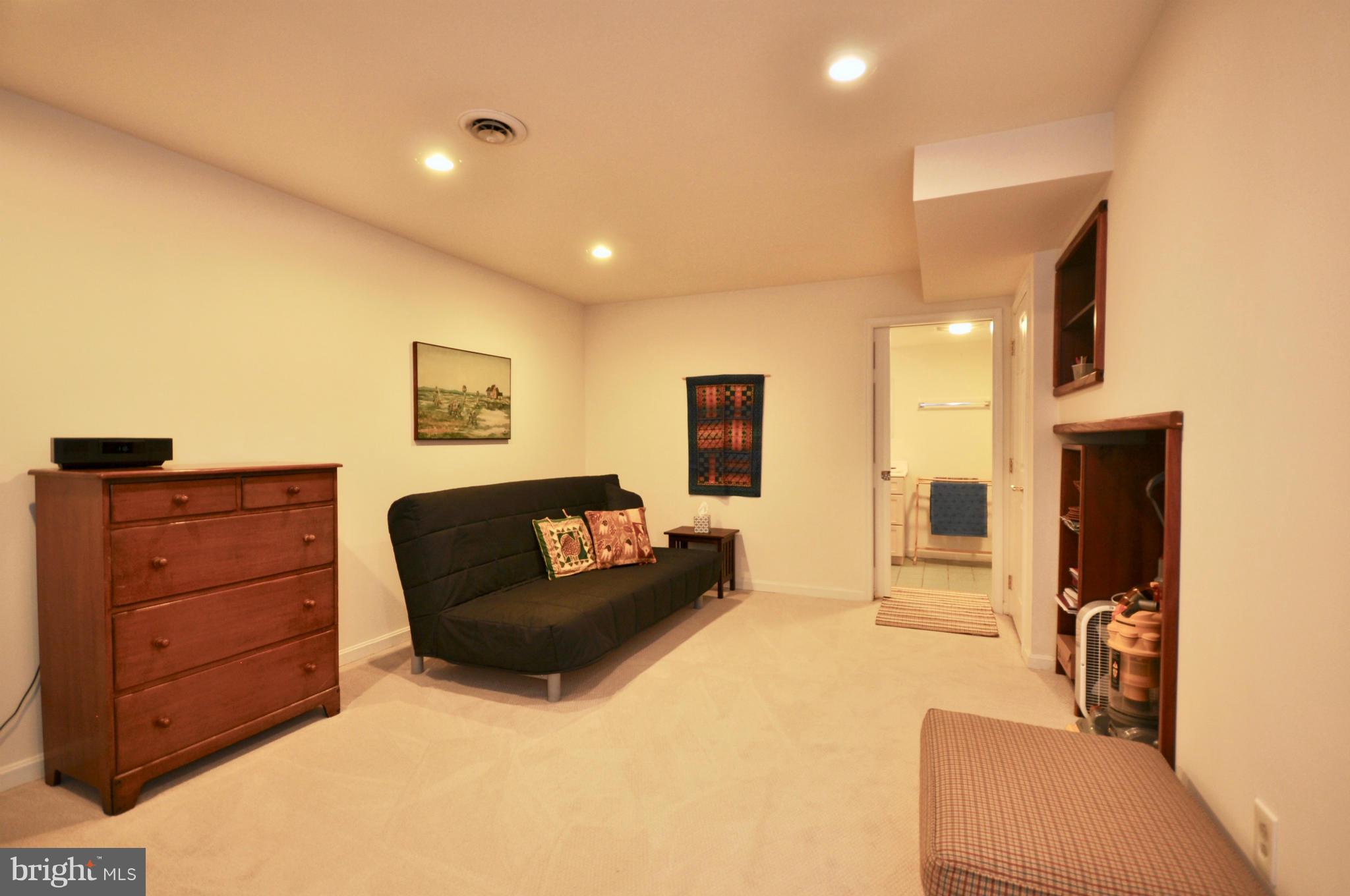 2822 Elliott Street Baltimore, MD 21224 - Photo 21 of 30 Lower Level Family Room