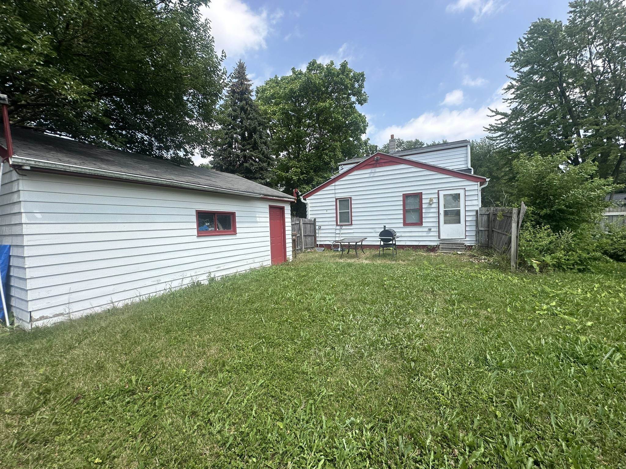 716 Appleton Street Menasha, WI 54952 - Photo 2 of 14
