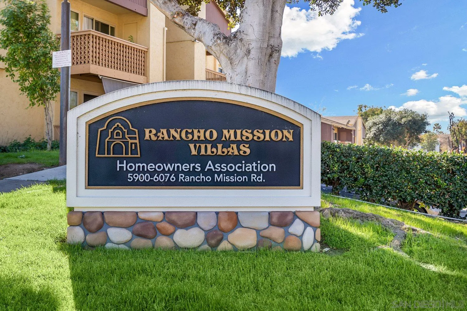 6052 Rancho Mission Road, Unit 408 San Diego, CA 92108 - Photo 36 of 36 a sign on the side of a building