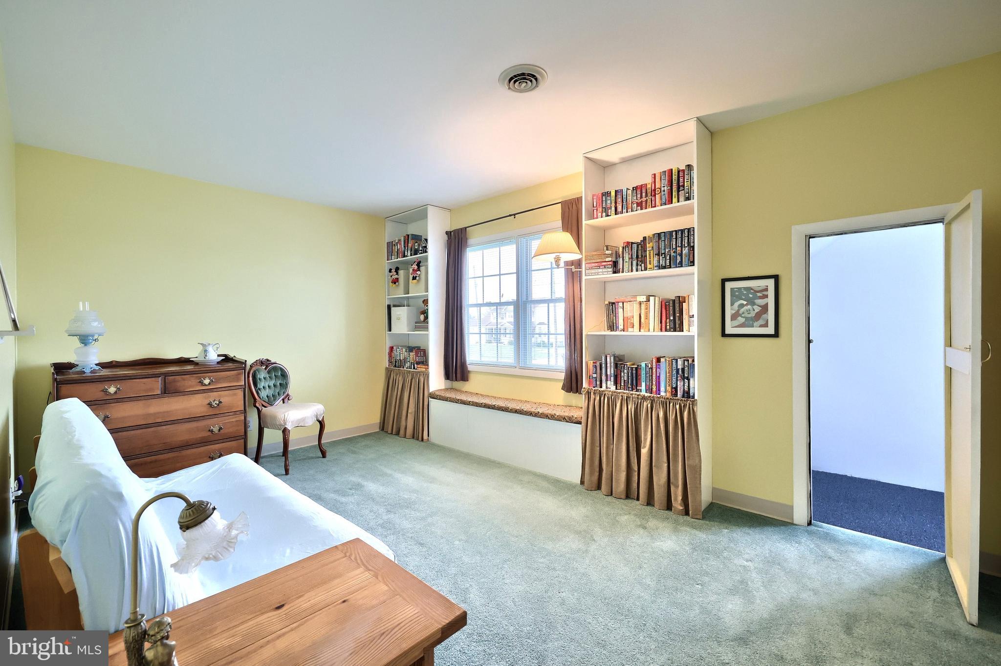 3330 Lewisberry Road York, PA 17404 - Photo 29 of 56 Bedroom #2 with window seat