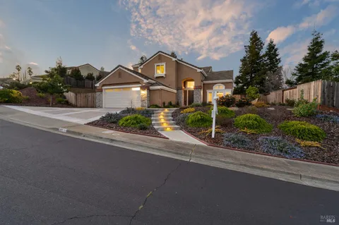 $899,000 | 365 Allen Way, Benicia, CA 94510