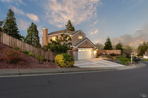 $899,000 | 365 Allen Way, Benicia, CA 94510