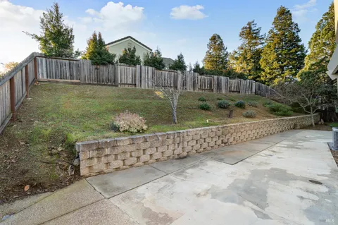 $899,000 | 365 Allen Way, Benicia, CA 94510