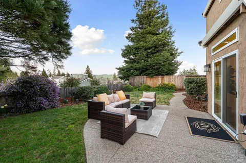 $899,000 | 365 Allen Way, Benicia, CA 94510