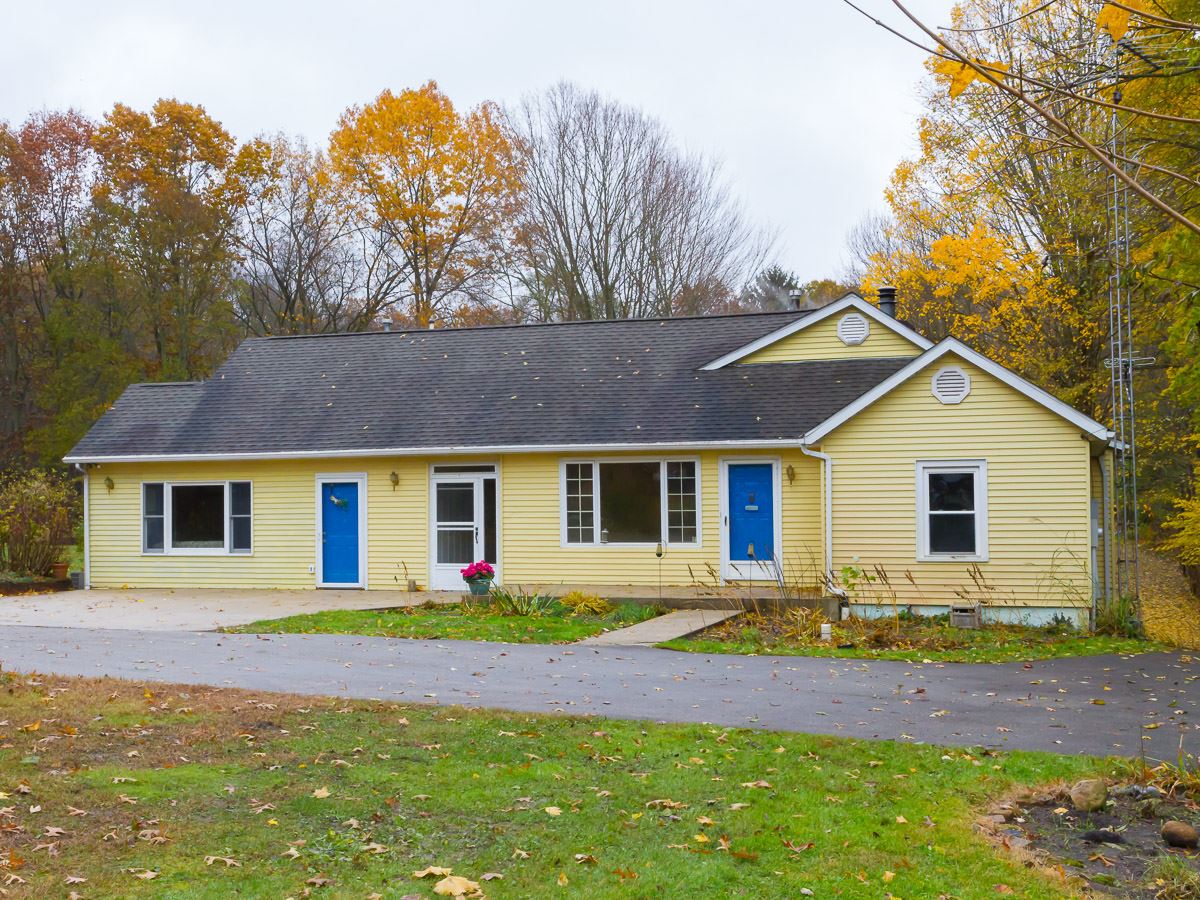 55624 Country Club Road South Bend, IN 46619 - Photo 1 of 35 Gallery Image 1