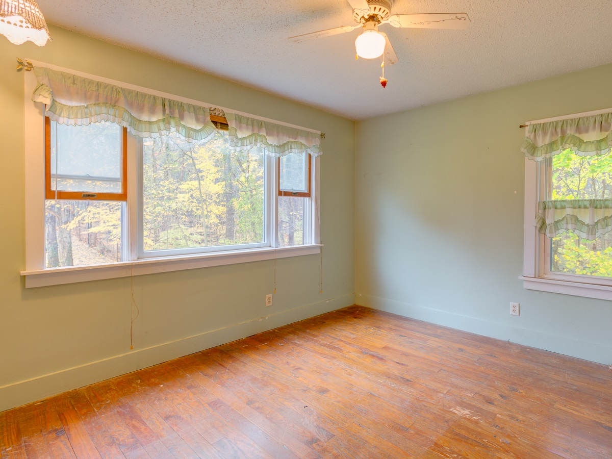 55624 Country Club Road South Bend, IN 46619 - Photo 21 of 35 Gallery Image 21