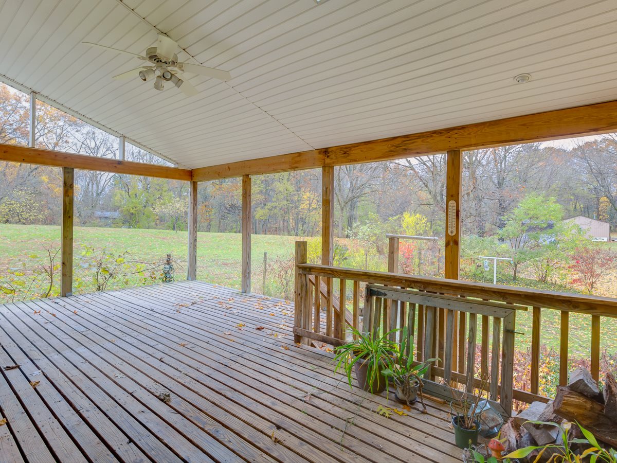 55624 Country Club Road South Bend, IN 46619 - Photo 28 of 35 Gallery Image 28