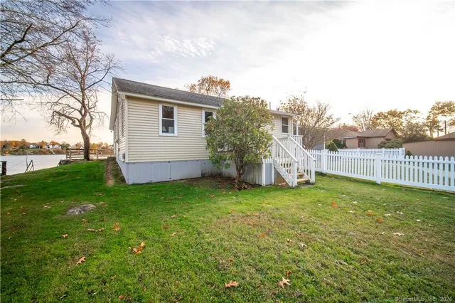 $3,100 | 99 Great Harbor Road, Guilford, CT 06437