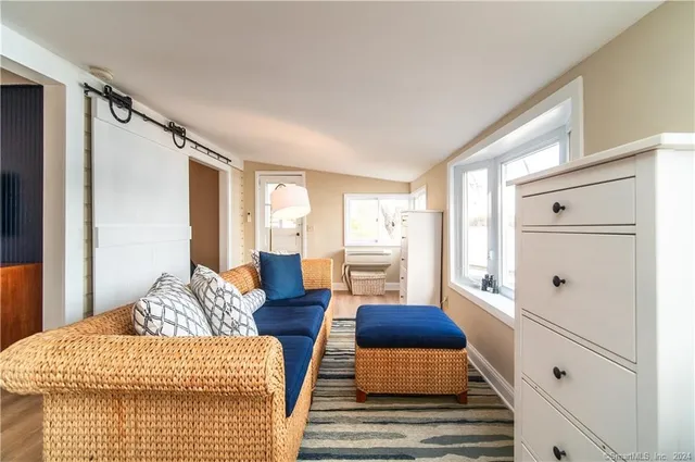 $3,100 | 99 Great Harbor Road, Guilford, CT 06437