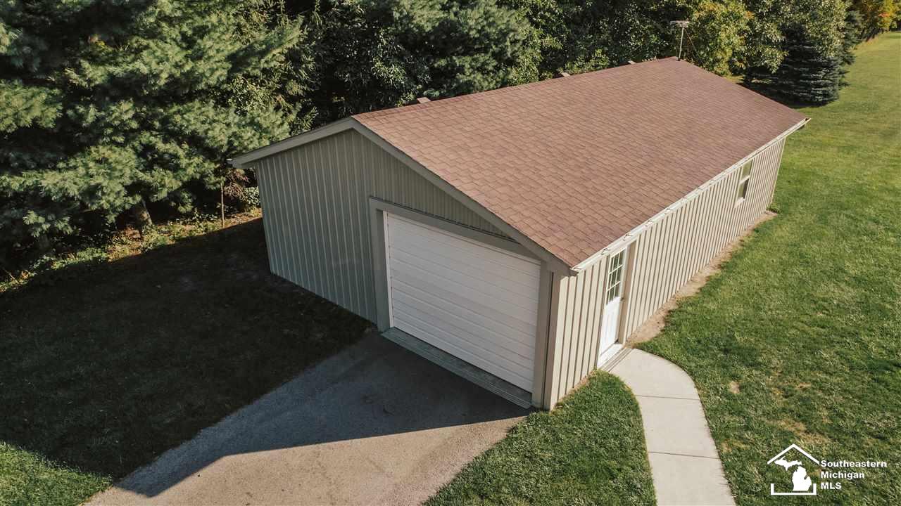 6591 Stewart Road Monroe, MI 48162 - Photo 5 of 47 Gallery Image 5