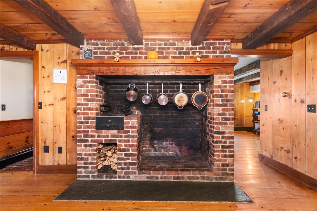 510 Reservoir Road Burrillville, RI 02859 - Photo 10 of 42