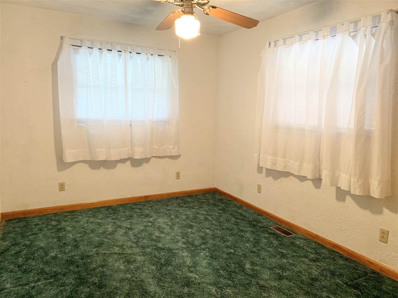 3681 Norwood Road Huntington, WV 25705 - Photo 11 of 27 Gallery Image 11