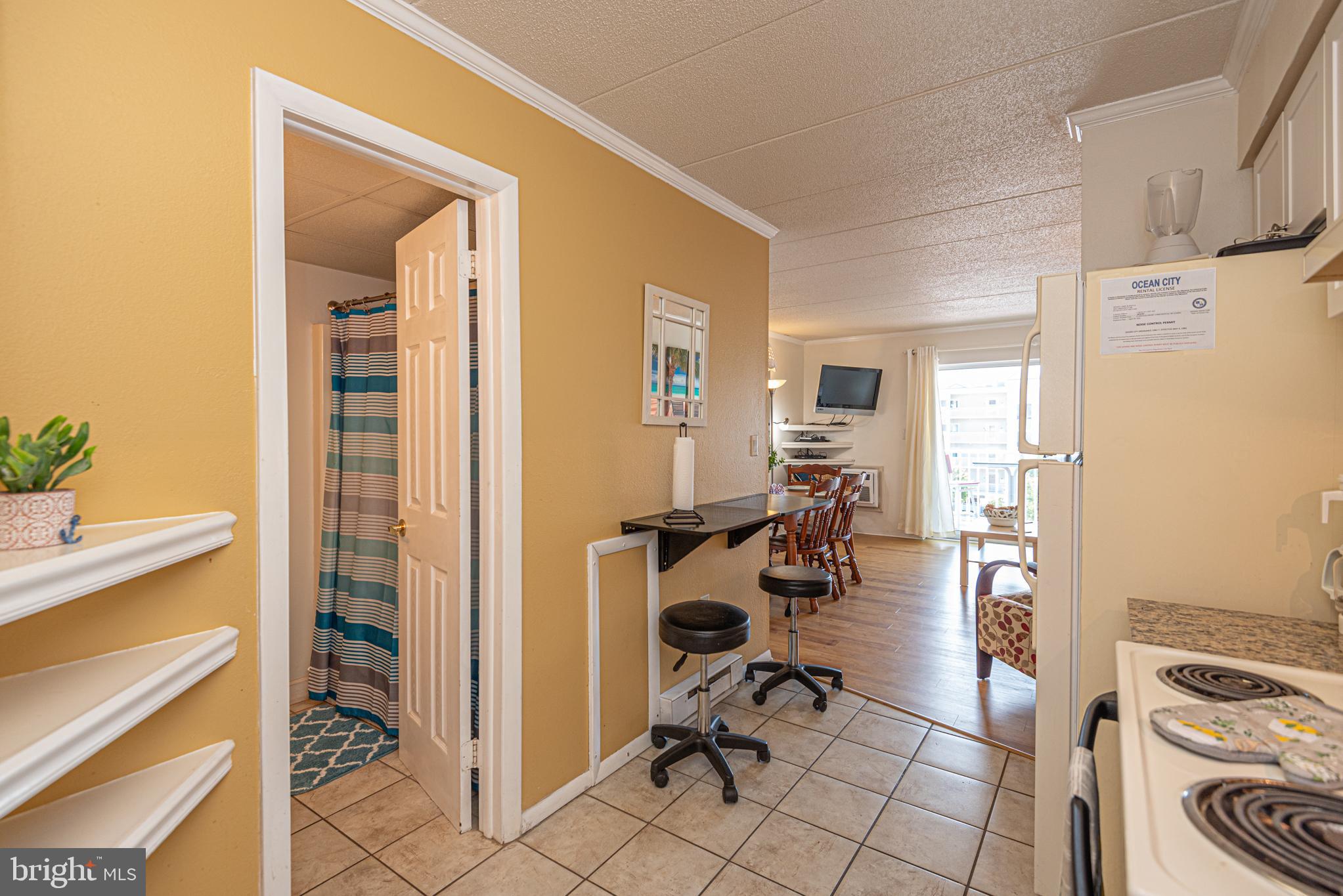 2 80th Street, Unit 402 Ocean City, MD 21842 - Photo 11 of 32