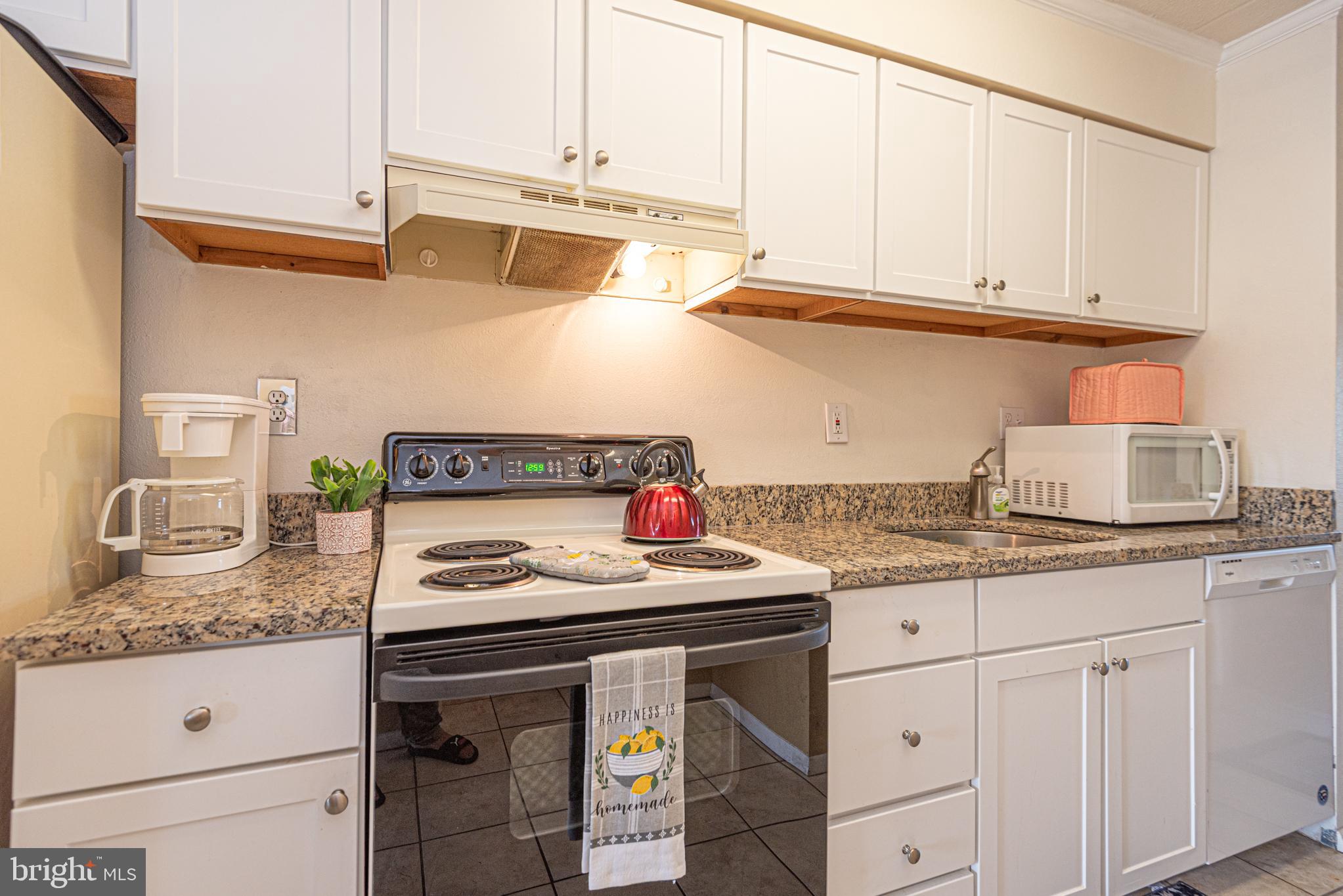 2 80th Street, Unit 402 Ocean City, MD 21842 - Photo 16 of 32