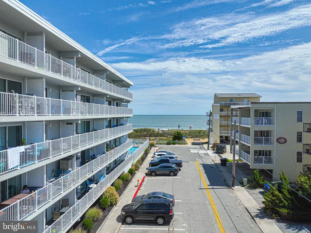 $299,999 | 2 80th Street, Unit 402, Ocean City, MD 21842