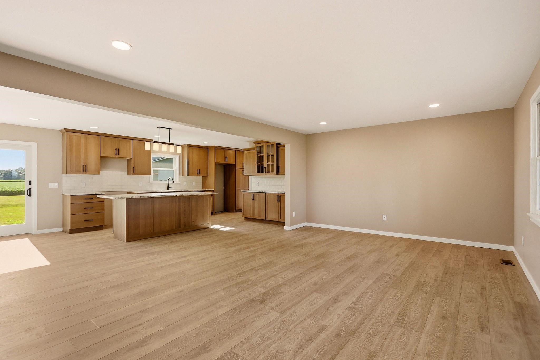 2141 Maple Road Saginaw, MI 48601 - Photo 12 of 60 Gallery Image 12