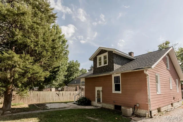 $159,900 | 505 Union Avenue, Belleville, IL 62220