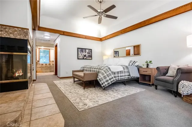 $829,000 | 3735 West Woodside Avenue, Visalia, CA 93291