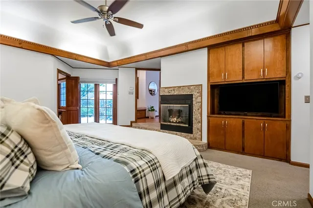 $829,000 | 3735 West Woodside Avenue, Visalia, CA 93291