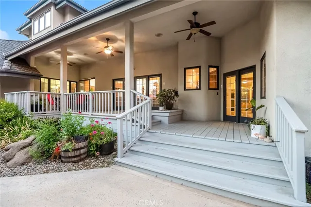 $829,000 | 3735 West Woodside Avenue, Visalia, CA 93291