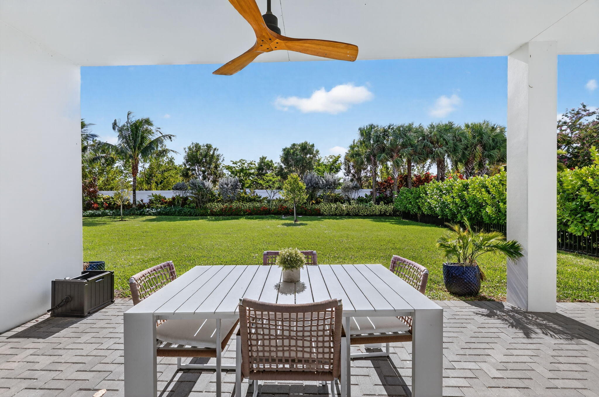 17574 Sparkling River Road Boca Raton, FL 33496 - Photo 27 of 104 25-web-or-mls-8I8A1000