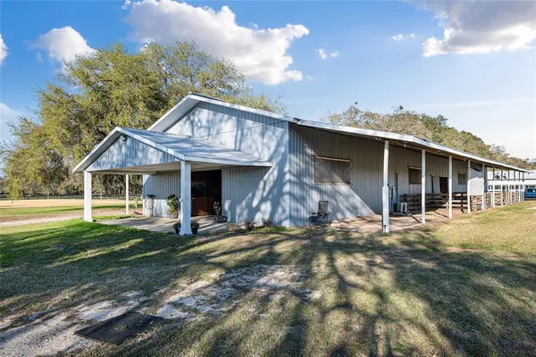 $945,000 | 815 Southeast 145th Street, Summerfield, FL 34491