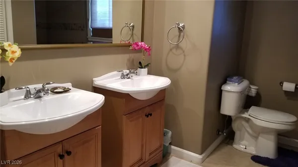 $3,500 | 7015 West El Parque Avenue, Las Vegas, NV 89117