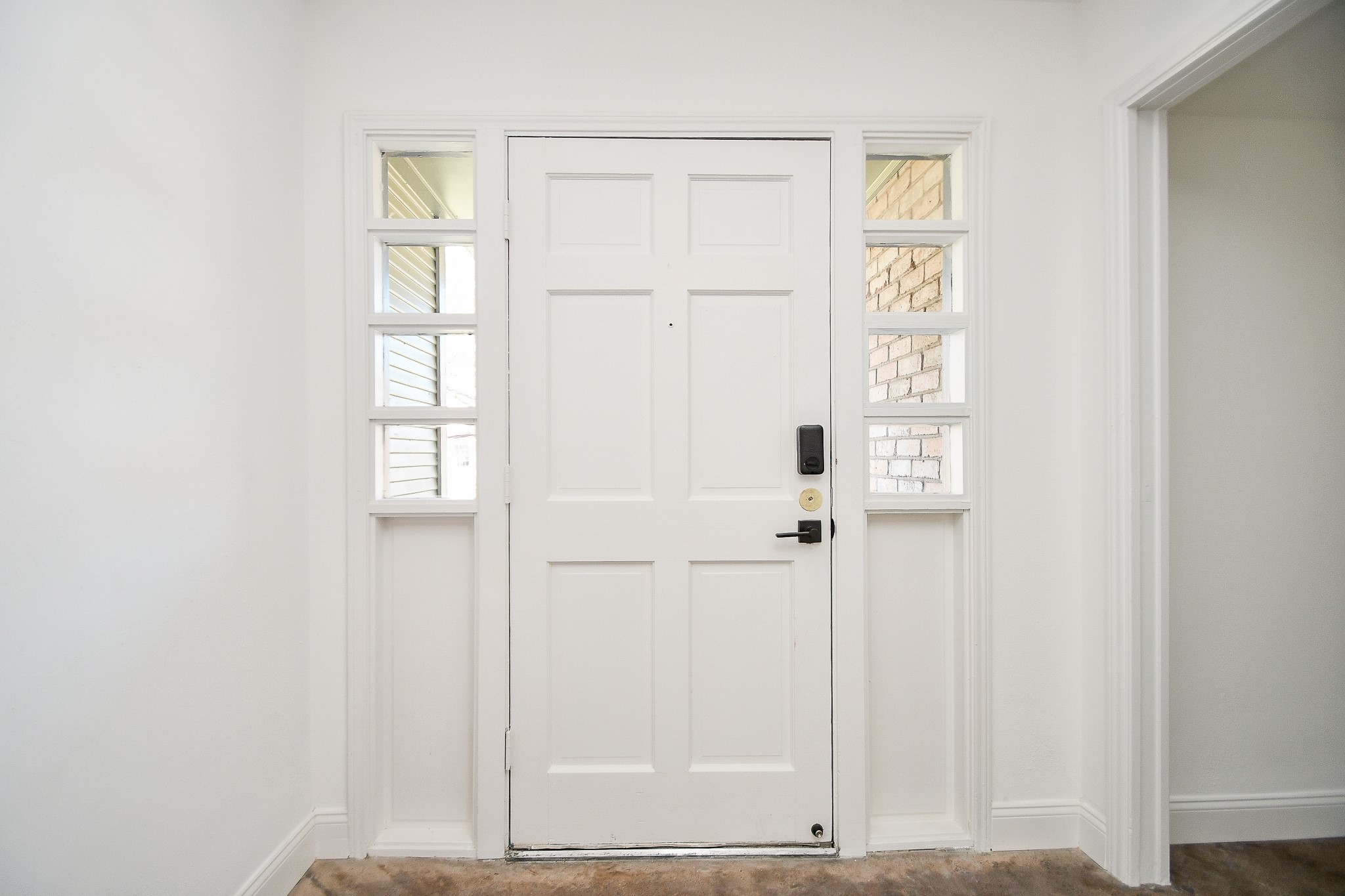 5801 Lumberdale Road, Unit 120 Houston, TX 77092 - Photo 9 of 45 a view of front door with a bench in it