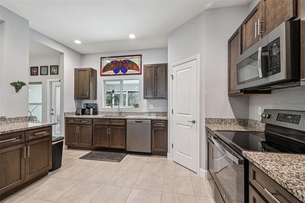 11112 Rostock Road Weeki Wachee, FL 34614 - Photo 16 of 66