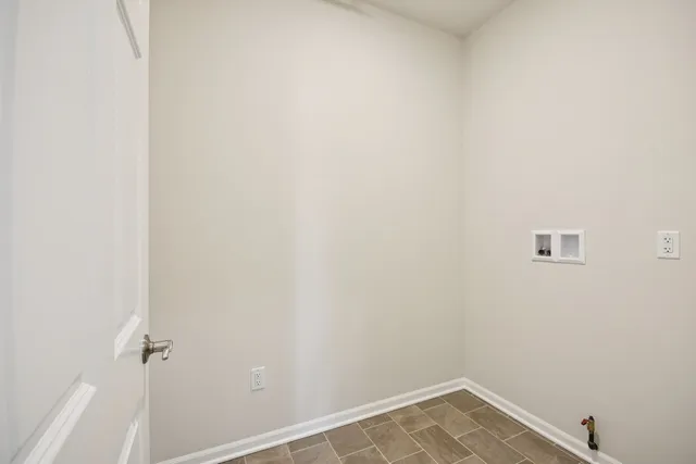 $399,900 | 341 North Aspen Drive, Cortland, IL 60112