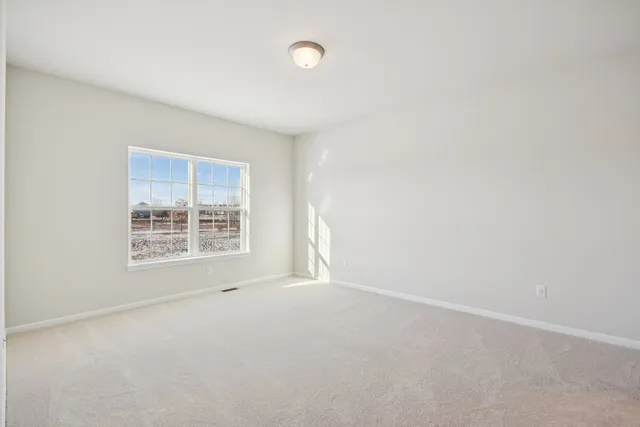 $399,900 | 341 North Aspen Drive, Cortland, IL 60112