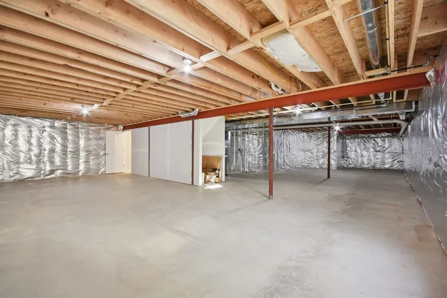 $399,900 | 341 North Aspen Drive, Cortland, IL 60112