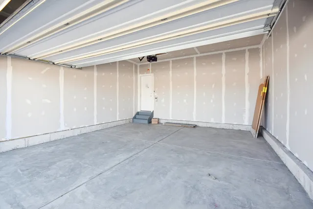 $399,900 | 341 North Aspen Drive, Cortland, IL 60112