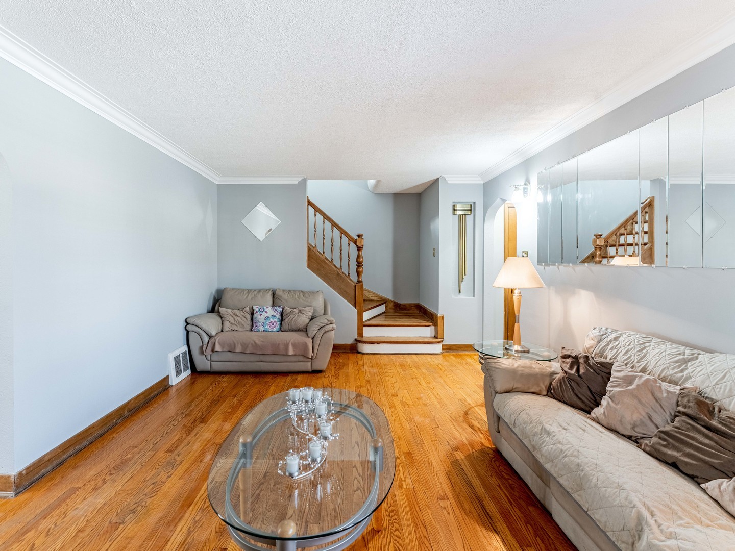 3519 Ridgeland Avenue Berwyn, IL 60402 - Photo 2 of 29 a living room with furniture and wooden floor