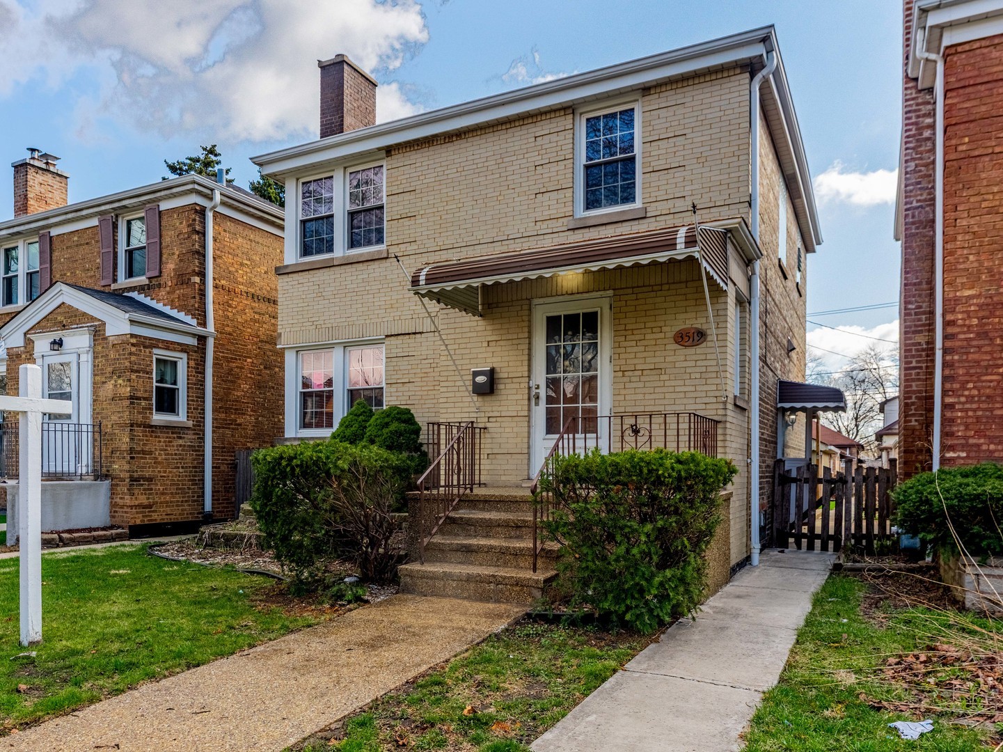 3519 Ridgeland Avenue Berwyn, IL 60402 - Photo 26 of 29 a front view of a house with garden