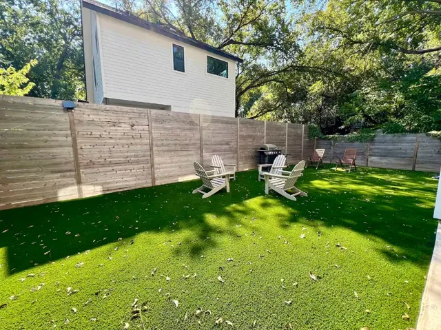 $4,500 | 2009 Canterbury Street, Unit 1, Austin, TX 78702