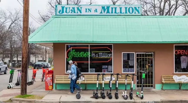 $4,500 | 2009 Canterbury Street, Unit 1, Austin, TX 78702