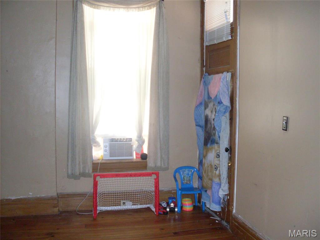 3237 Barrett Street St. Louis, MO 63107 - Photo 20 of 39