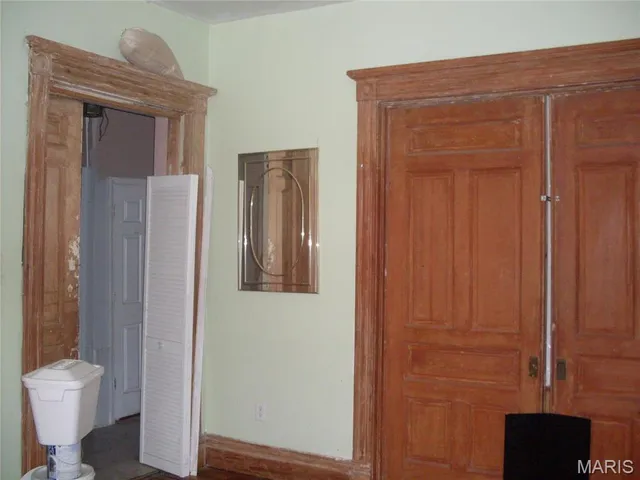 $150,000 | 3237 Barrett Street, St. Louis, MO 63107