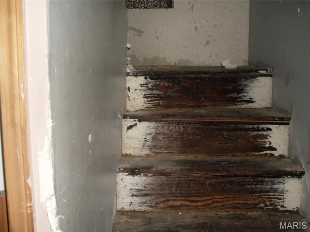 $150,000 | 3237 Barrett Street, St. Louis, MO 63107